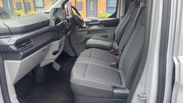 Ford Transit Custom 320 L1 Diesel Fwd 2.0 EcoBlue 136ps H1 Double Cab Van Limited Auto